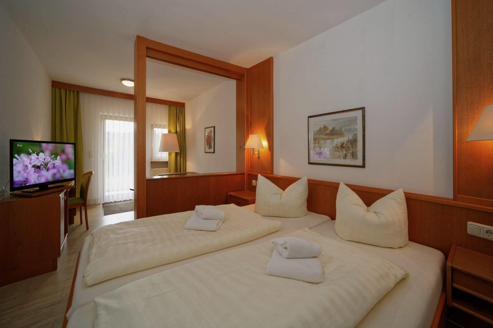 Village Hotel Bayerischer Wald Neukirchen  Ngoại thất bức ảnh