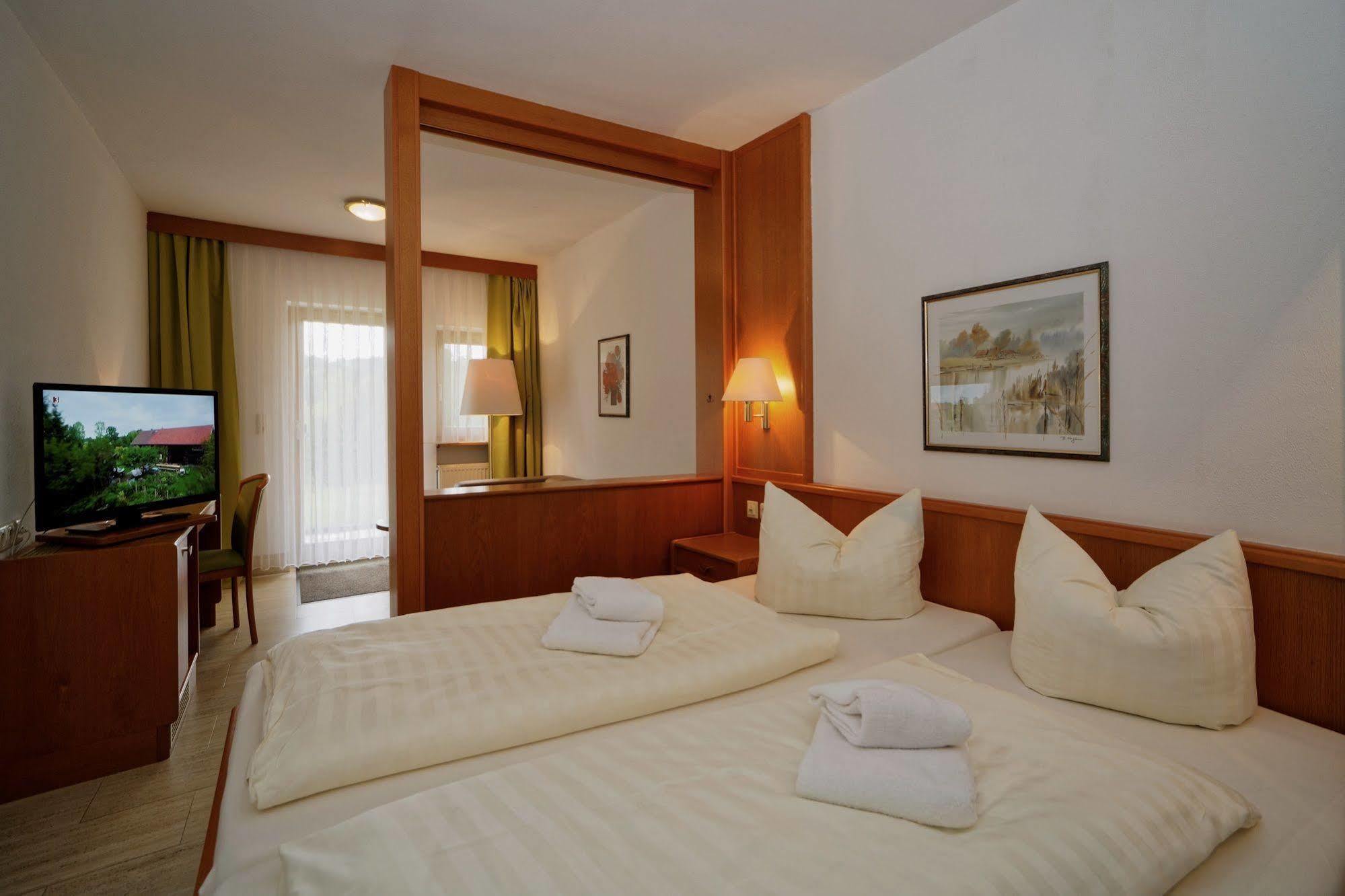 Village Hotel Bayerischer Wald Neukirchen  Ngoại thất bức ảnh